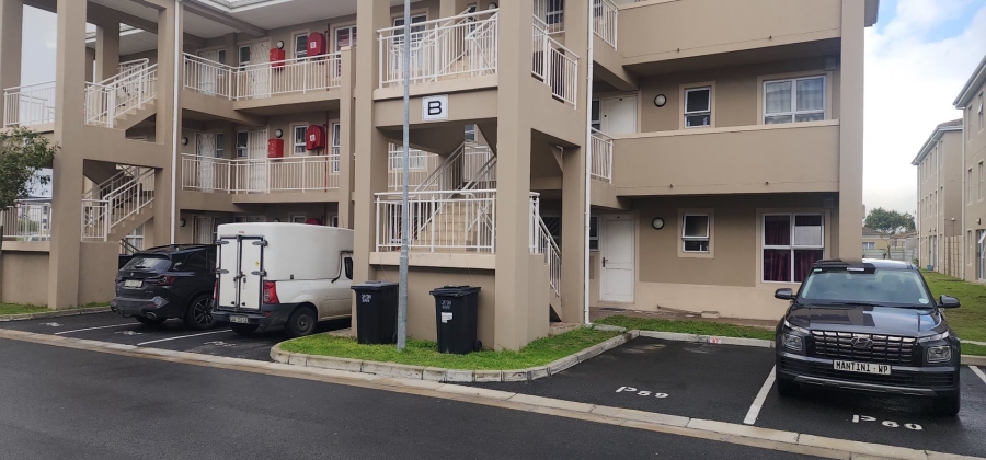 2 Bedroom Property for Sale in Heideveld Western Cape